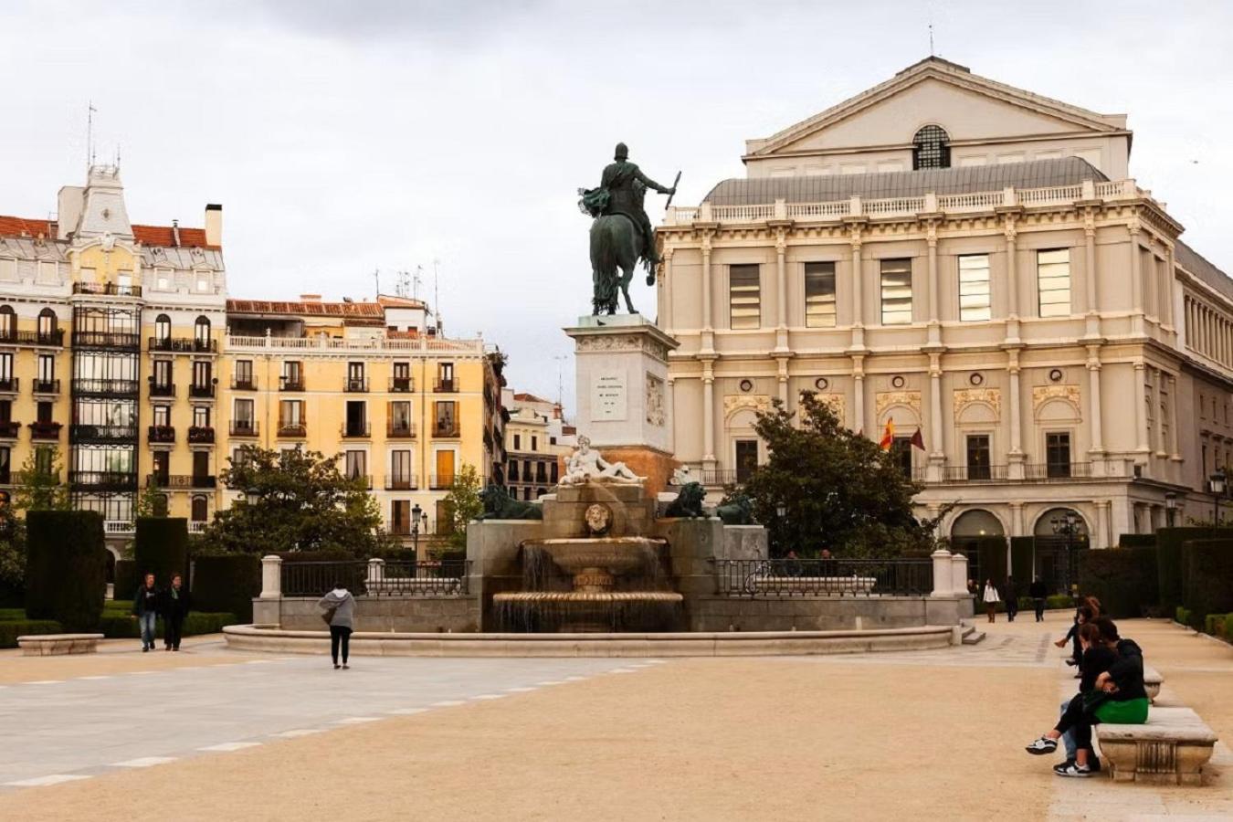 Appartement Apartamento Unico En Gran Via à Madrid Extérieur photo